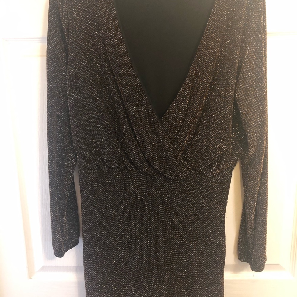 Black and gold long sleeve party dress